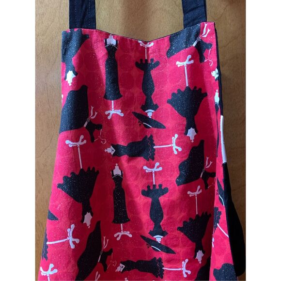 Apron Red Black Dresses on Mannequins #handmade - Picture 4 of 4